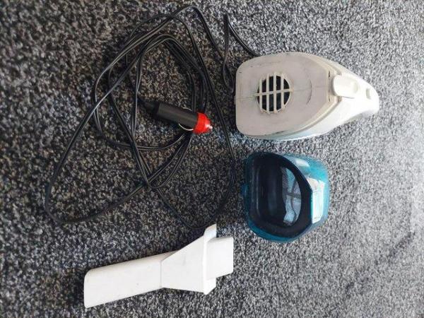 Image 2 of Car Vacuum cleaner. As new. BARGAIN