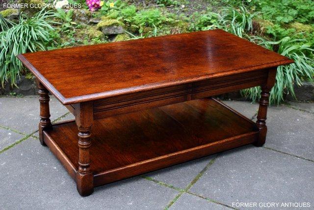 Image 95 of A TITCHMARSH AND GOODWIN STYLE OAK TWO DRAWER COFFEE TABLE