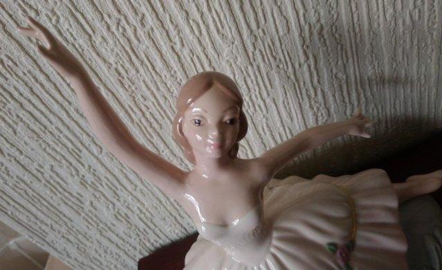 Image 3 of Ballerina (Jamar Mallory) Figurine