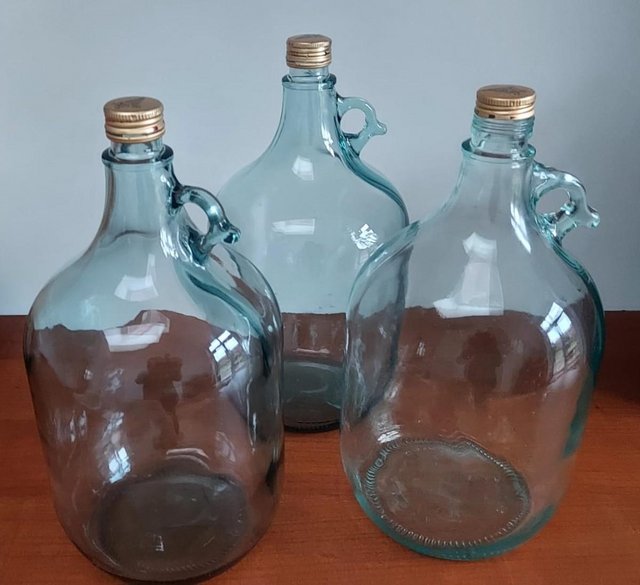 Preview of the first image of Demijohn 5 Litre x 3 Clear Glass with Handle and Screw Top.