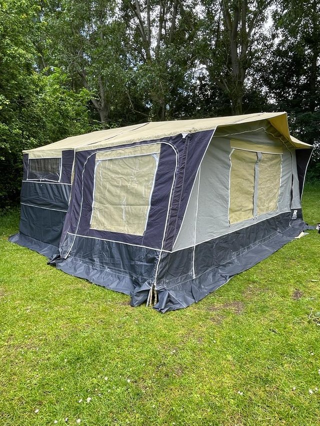 Preview of the first image of Raclet Quickstop SE (2016 model) Trailer Tent, folding campe.