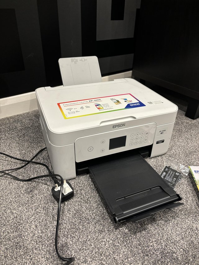 Preview of the first image of Epsom xp4205 printer with ink.