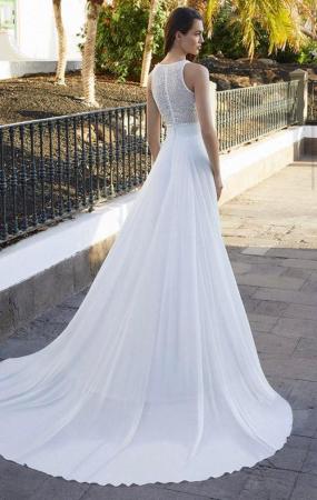 Image 1 of Love by Enzoani- BRYSTOL - size 10