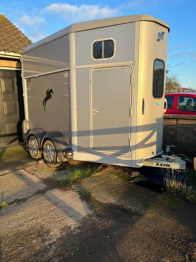 Preview of the first image of HB 506 2 horseIfor Williams trailer.