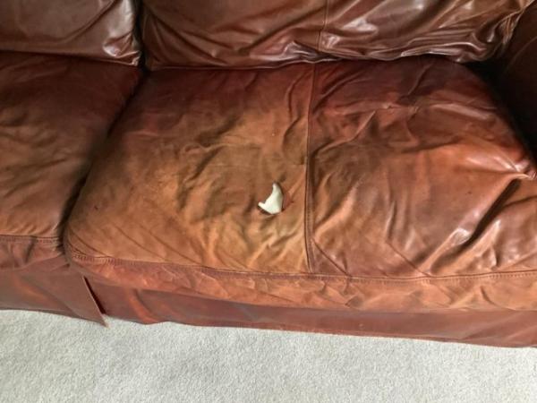 Image 3 of 3-Seater Leather Sofa FREE Collect only