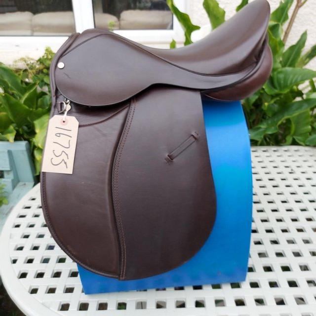 Preview of the first image of 17" New "polgate" english saddle Medium suit teen.£250.
