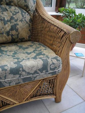 Image 2 of Large Wicker Chair with cushions