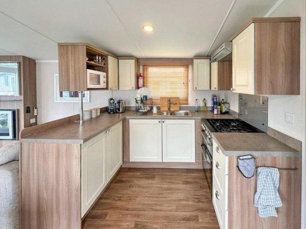 Image 8 of Swift Bordeaux '16 static caravan sited in the Lake District