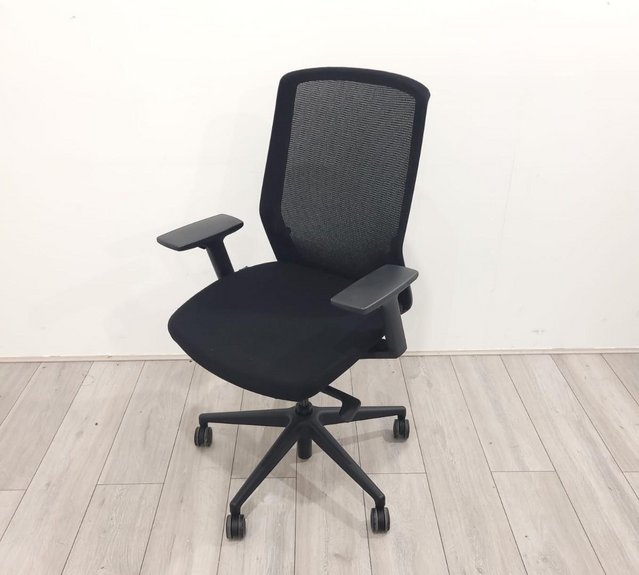 Preview of the first image of Bestuhl J1G120M Task Chair.