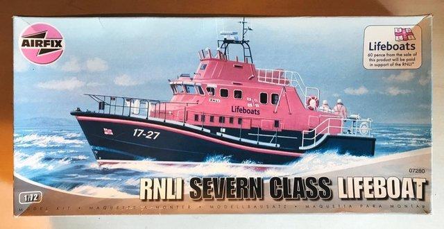 Image 1 of Airfix 1:72 RNLI Severn Class Lifeboat