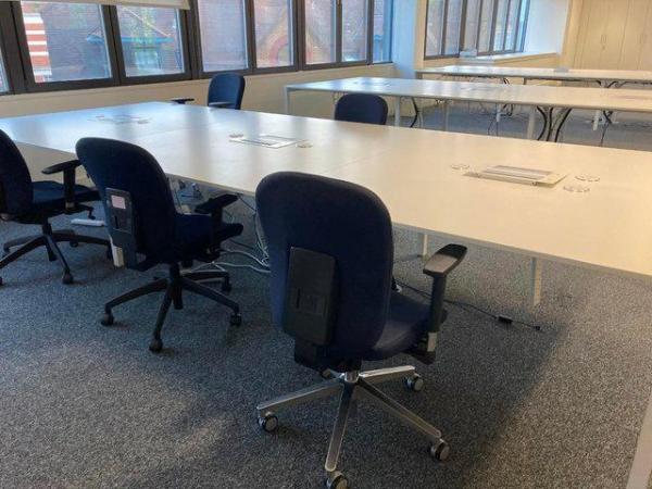 Image 4 of 8 white 6-pod/bench/hot desk office business desk/tables