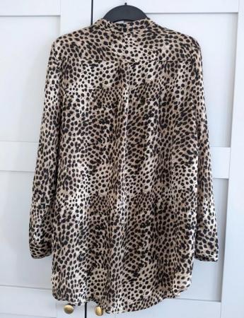 Image 2 of H&M Long Leopard/Animal Print Shirt M/UK12-14 Tunic Top Long