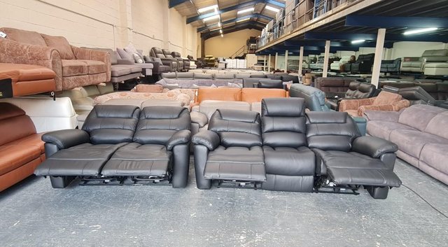 Image 2 of La-z-boy Staten black leather electric 3+2 seater sofas