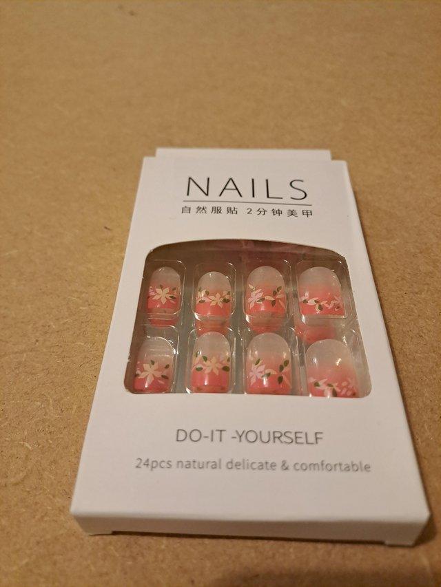 Preview of the first image of 3 x pack do-it-yourself nails.
