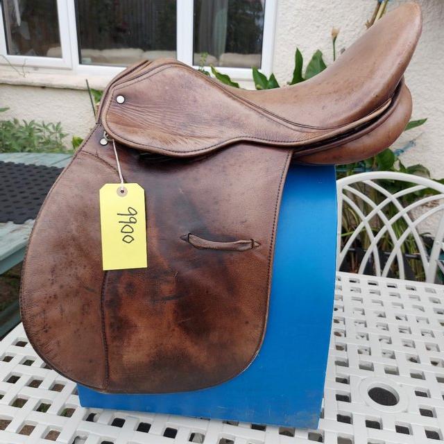 Preview of the first image of 18" Falcon Hawk event saddle MEDIUM £120.