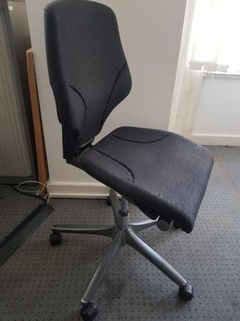 Image 7 of Giroflex boardroom/conference/office/meeting/business chair