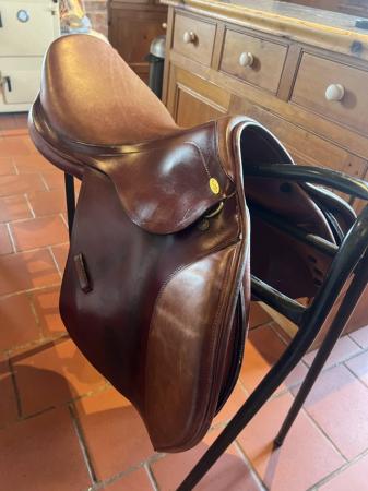 Image 3 of Kentaur jump saddle for sale