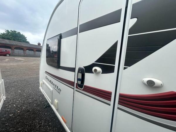 Image 7 of Swift Classic Doublette 2017 4 berth caravan *trans island*