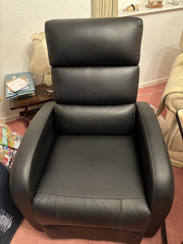 Preview of the first image of Electric recliner leather chair.