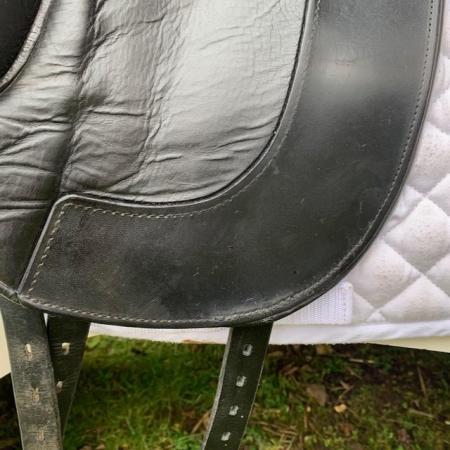 Image 7 of Fairfax 17.5” Original Monoflap Dressage saddle