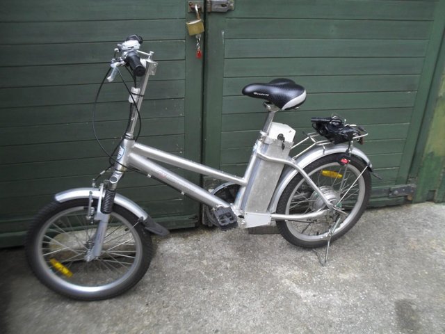 Preview of the first image of HEADWAY ELECTRIC BIKE ADULT SIZE 24 VOLT.