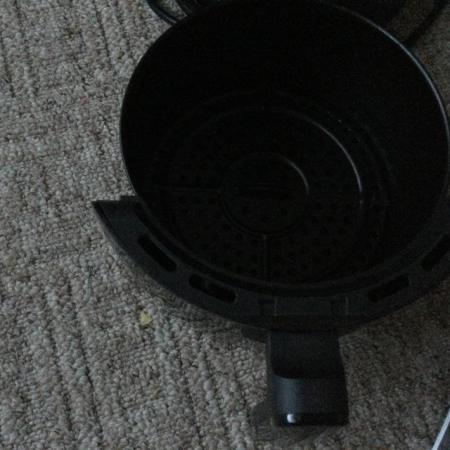 Image 1 of Air fryer swan. 2 litre.    reason for sale bought bigger