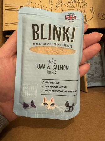 Image 4 of Blink cat food - tuna & salomon sachets