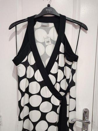 Image 2 of New with Tags Wallis Summer Wrap Dress Size 16