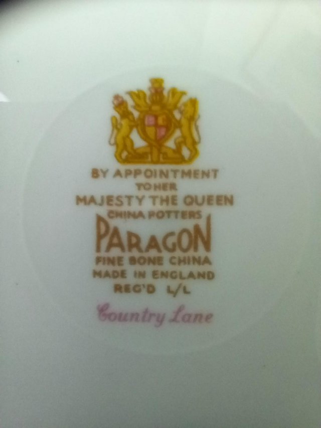 Preview of the first image of Paragon china 41 pices Country Lane pattern.