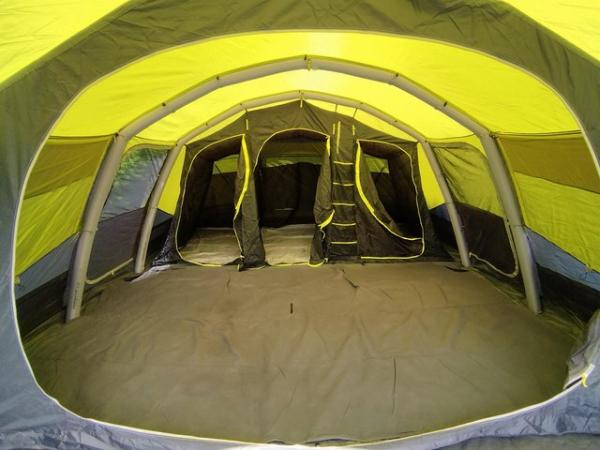 Image 3 of Zempire Evo TXL Air Tent