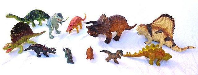 Image 2 of SCHLEICH & AAA TOY DINOSAURS, VINTAGE COLLECTION 11 PIECES