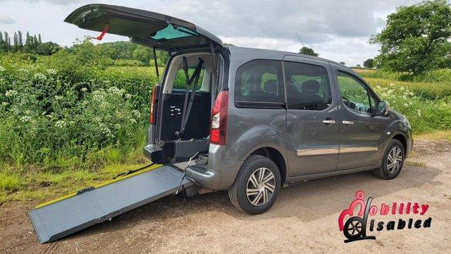 Preview of the first image of 2017 Citroen Berlingo Electric Ramp Automatic Wheelchair Car.