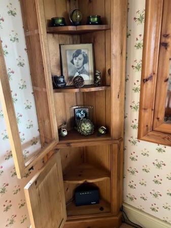 Image 3 of Pretty corner display cabinet in antique pine