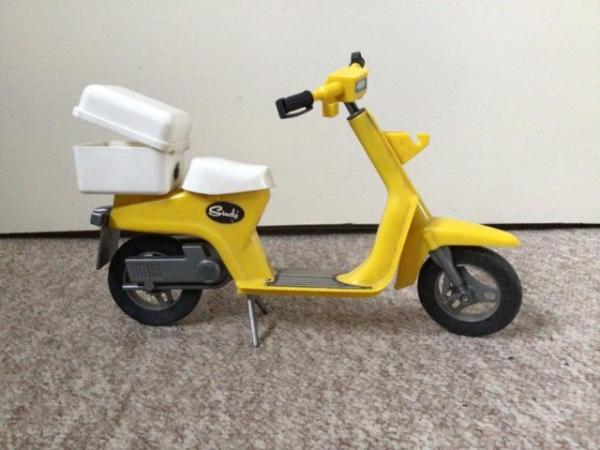 Image 1 of VINTAGE  70’s SINDY SCOOTER