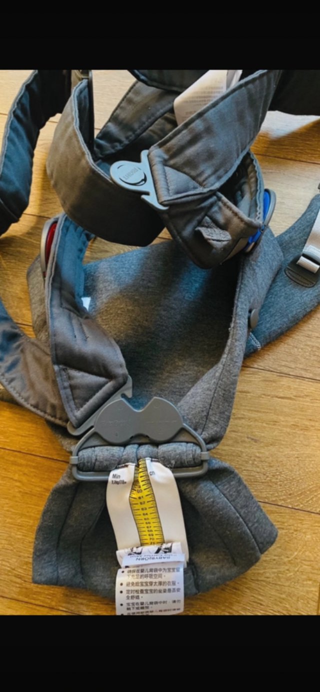 Preview of the first image of Babybjorn Baby Mini Carrier.