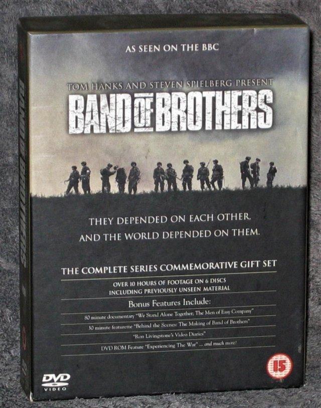 Preview of the first image of Band of Brothers (DVD box set miniseries).