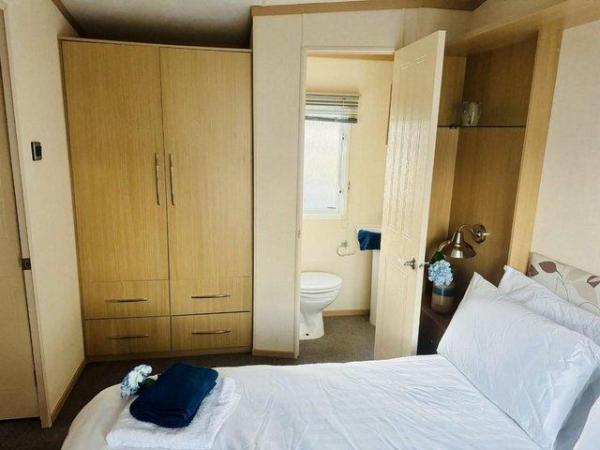 Image 6 of 2 bedroom caravan with French doors * Felixstowe Beach*