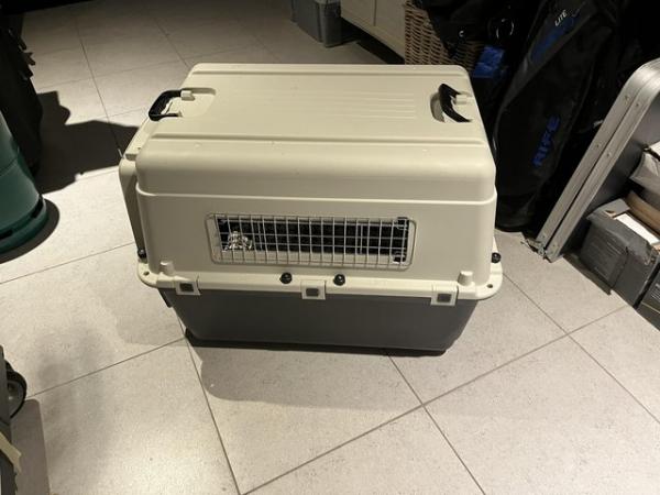 Image 5 of Travel dog crate brand new