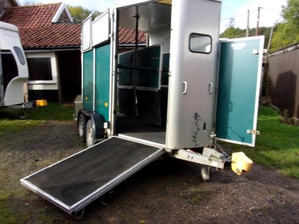 Image 3 of 2007 Green Ifor Williams 505 Horse Trailer.