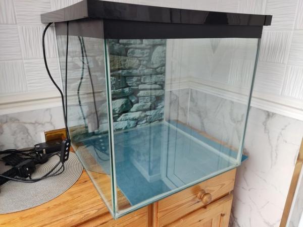 Image 1 of Fish tank 125ltr with accessories