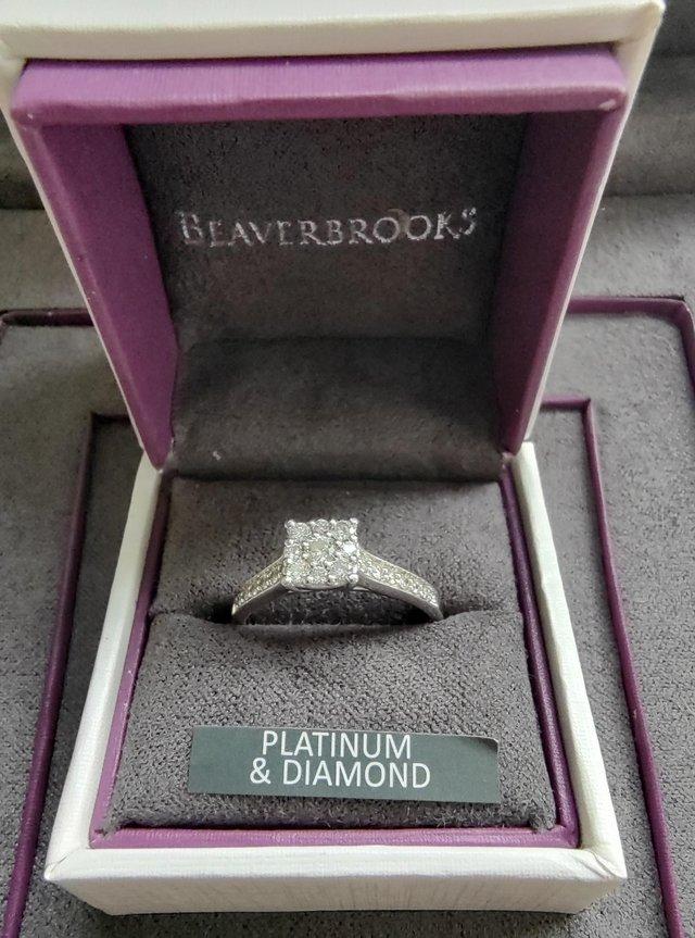 Preview of the first image of BEAUTIFUL BEAVERBROOKS PLATINUM .32ct DIAMOND ENGAGEMENT RIN.