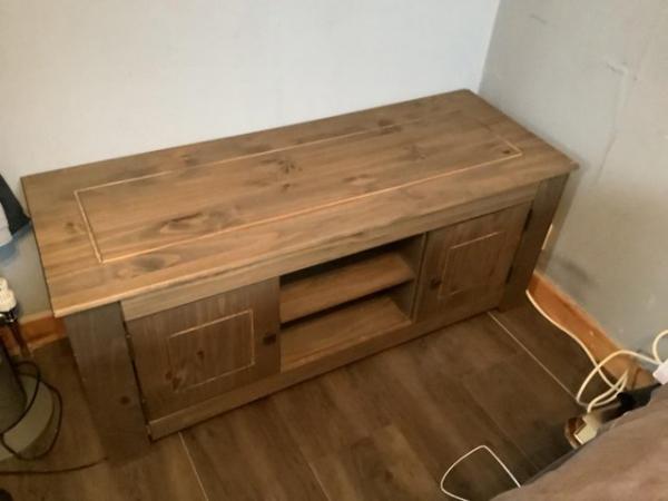 Image 1 of Amersham TV unit with  shelves and 2 cabinets