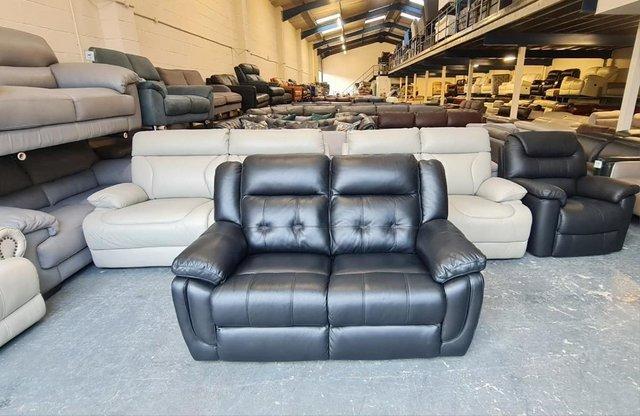 Image 2 of La-z-boy Phoenix black leather 2 seater sofa