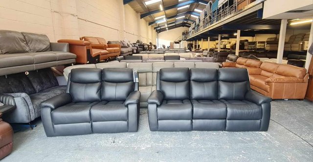 Image 1 of La-z-boy Daytona black leather electric 3+2 seater sofas
