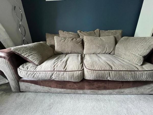 Image 3 of Sofa with loose cushions