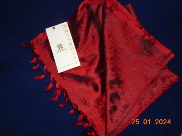 Image 1 of Swadesh Handcrafted Indian Silk Stole
