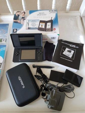 Image 2 of Ds lite console plus games many extras