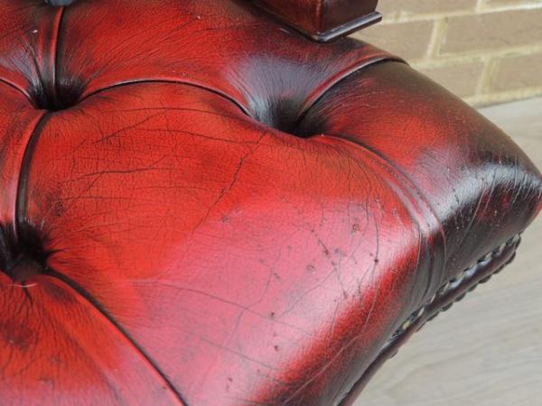 Image 18 of Chesterfield Traditional Ox Blood Chair (UK Delivery)