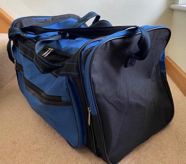 Preview of the first image of Compass Large Lightweight Sports Holdall or Holiday Luggage.