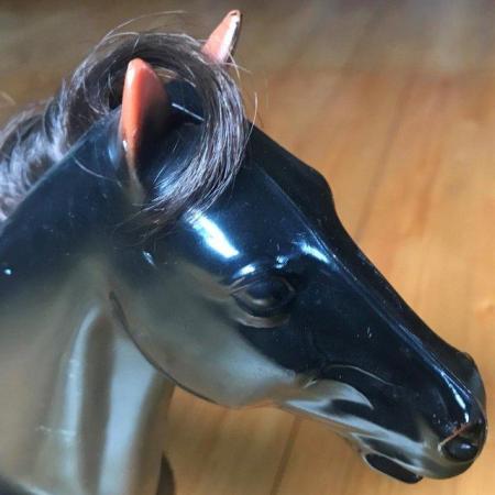 Image 3 of Vintage (1980s?) brown Sindy horse. Can post.